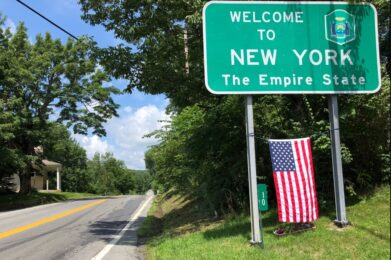 Welcome to NY sign