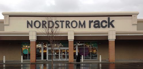 Find the nearest Nordstrom Rack location near you